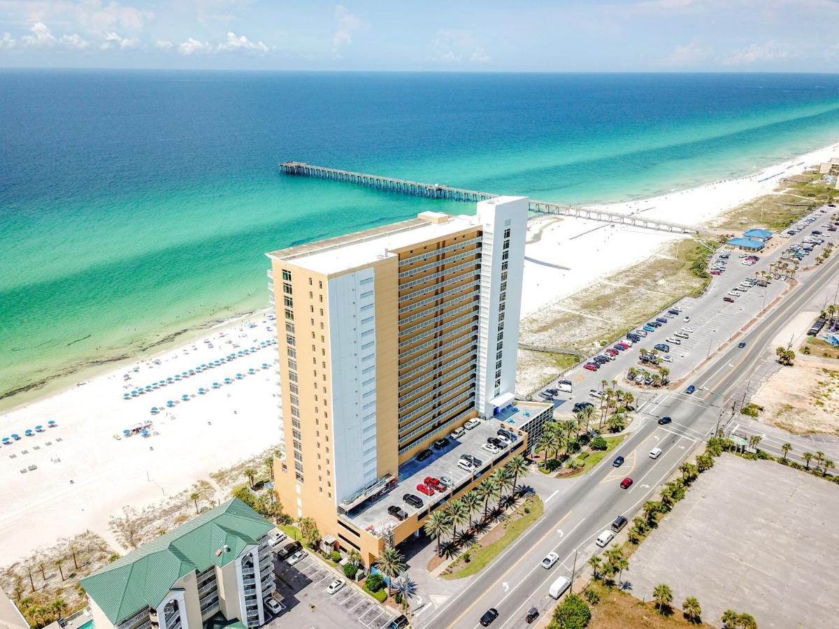 Beachfront Stunning View 100 Ft Long Swimming Pool