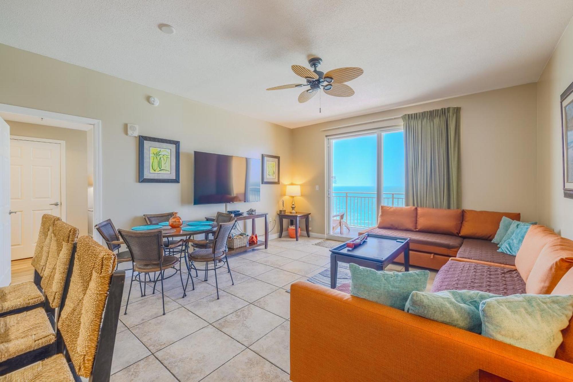 Beachfront Stunning View 100 Ft Long Swimming Pool *